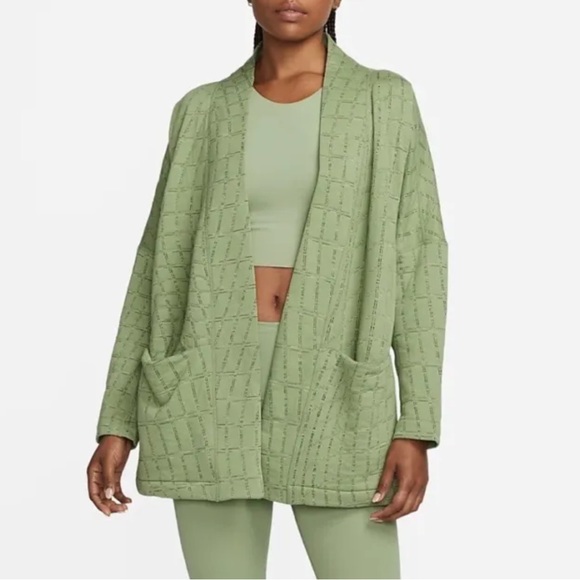 Nike Therma-FIT Luxe Reversible Jacket - Picture 7 of 12